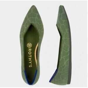 Rothys Pointed Toe Flats Retired Safari Green Printed Women's Size 10 NWB